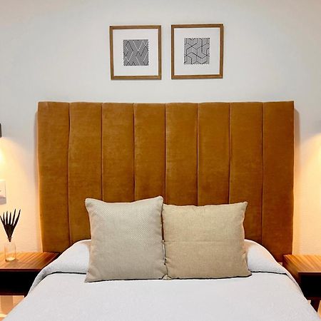 Suites Ciento 37 레온 외부 사진