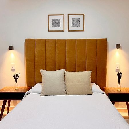 Suites Ciento 37 레온 외부 사진