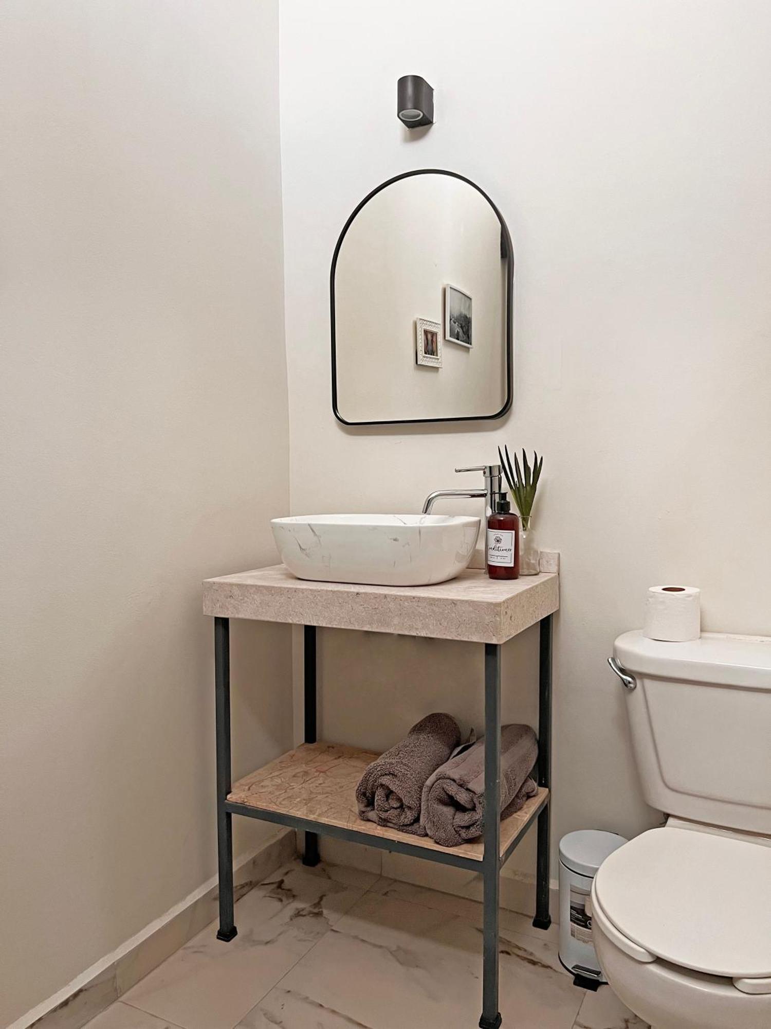 Suites Ciento 37 레온 외부 사진