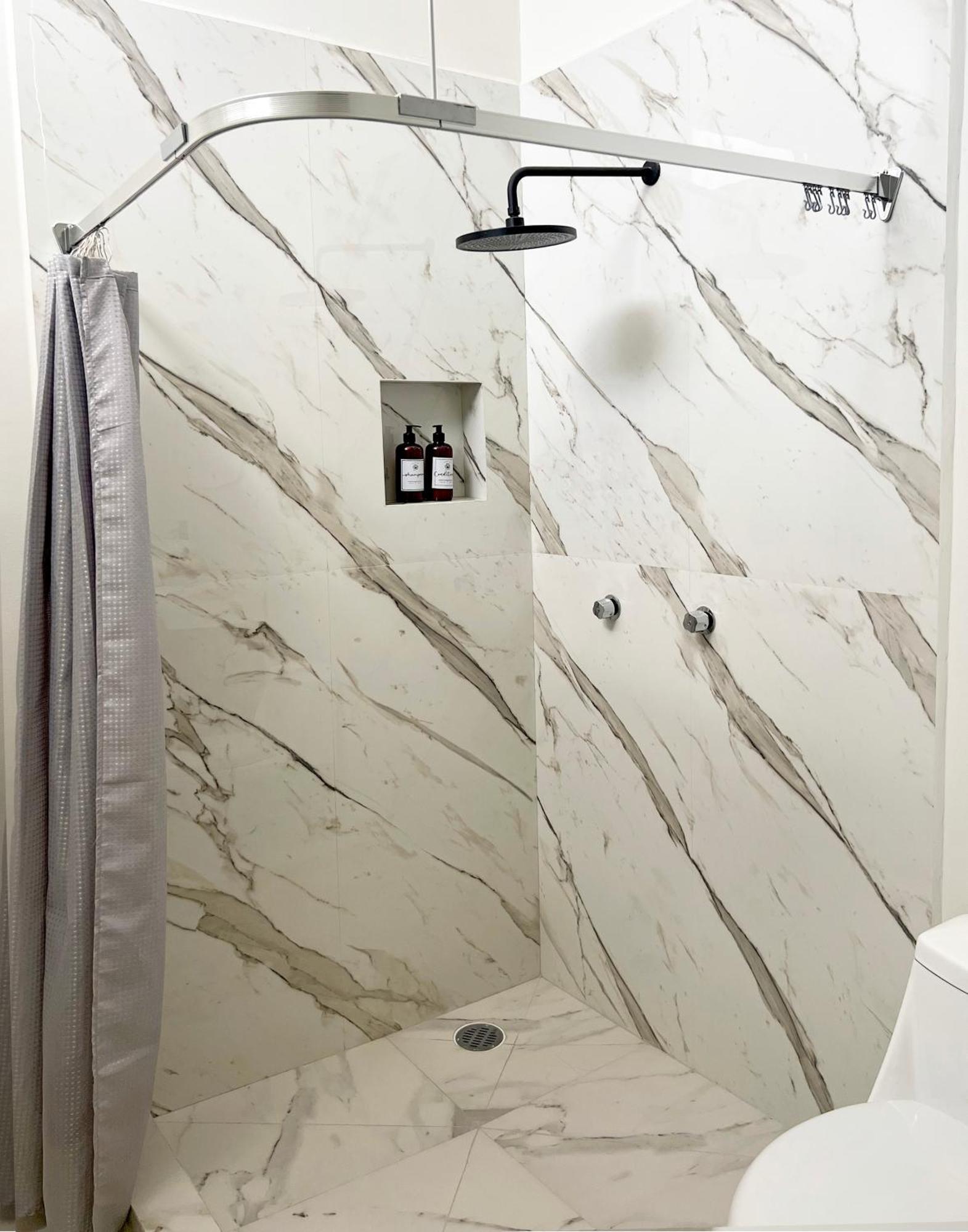 Suites Ciento 37 레온 외부 사진