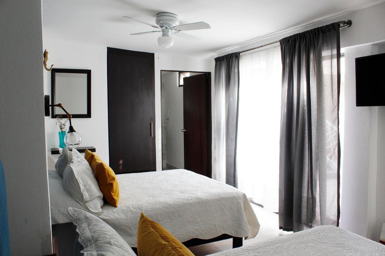 Suites Ciento 37 레온 외부 사진