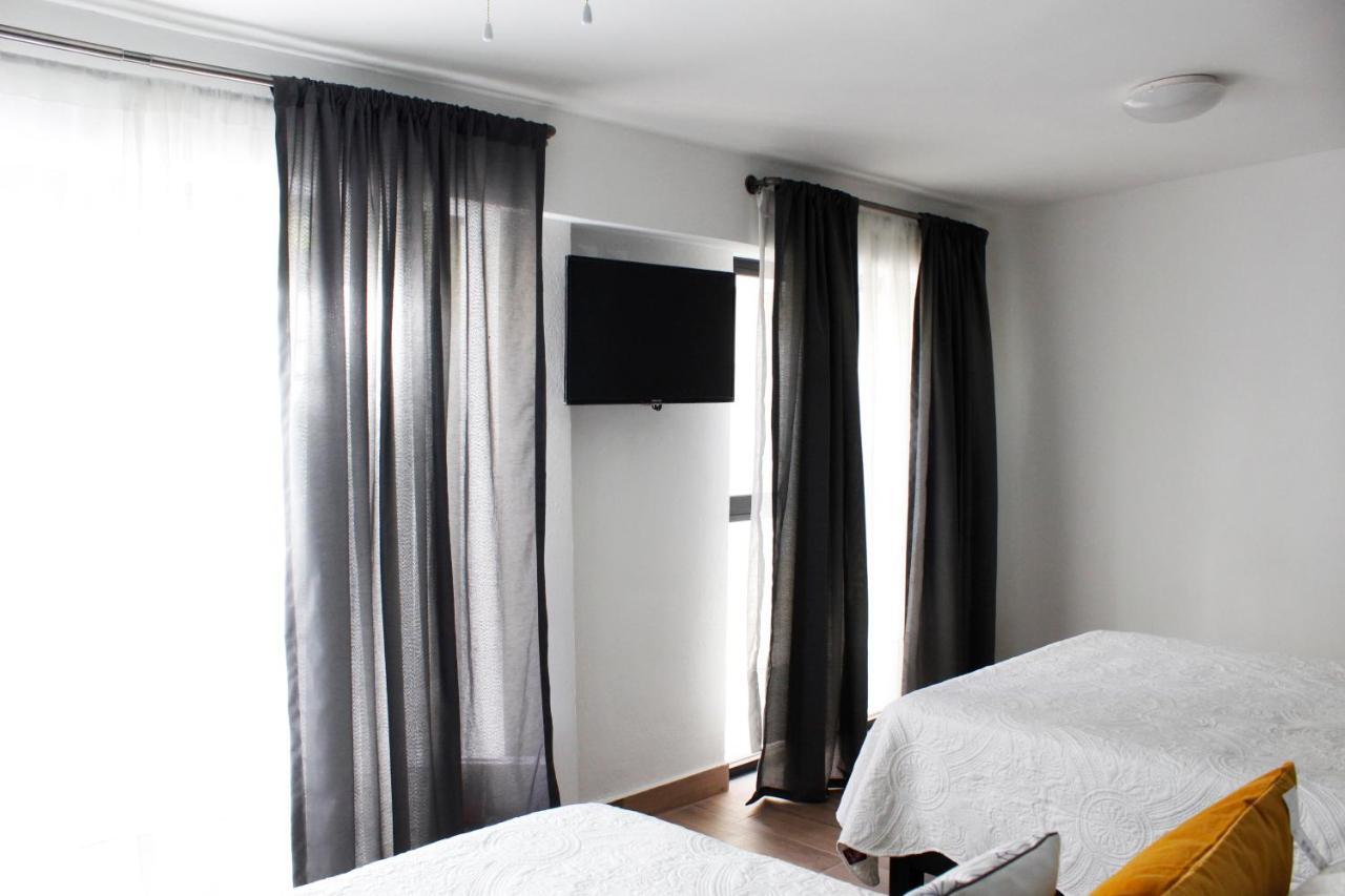 Suites Ciento 37 레온 외부 사진