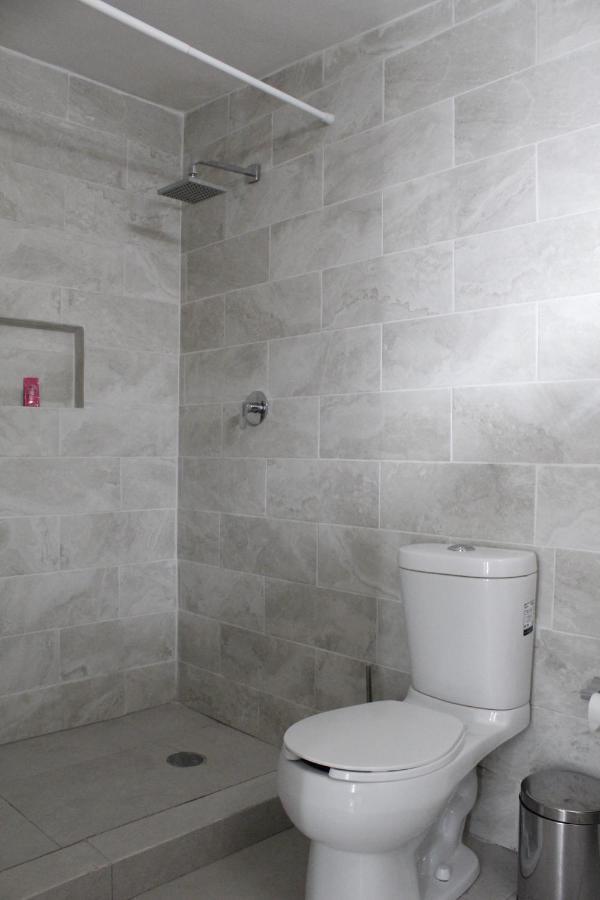 Suites Ciento 37 레온 외부 사진