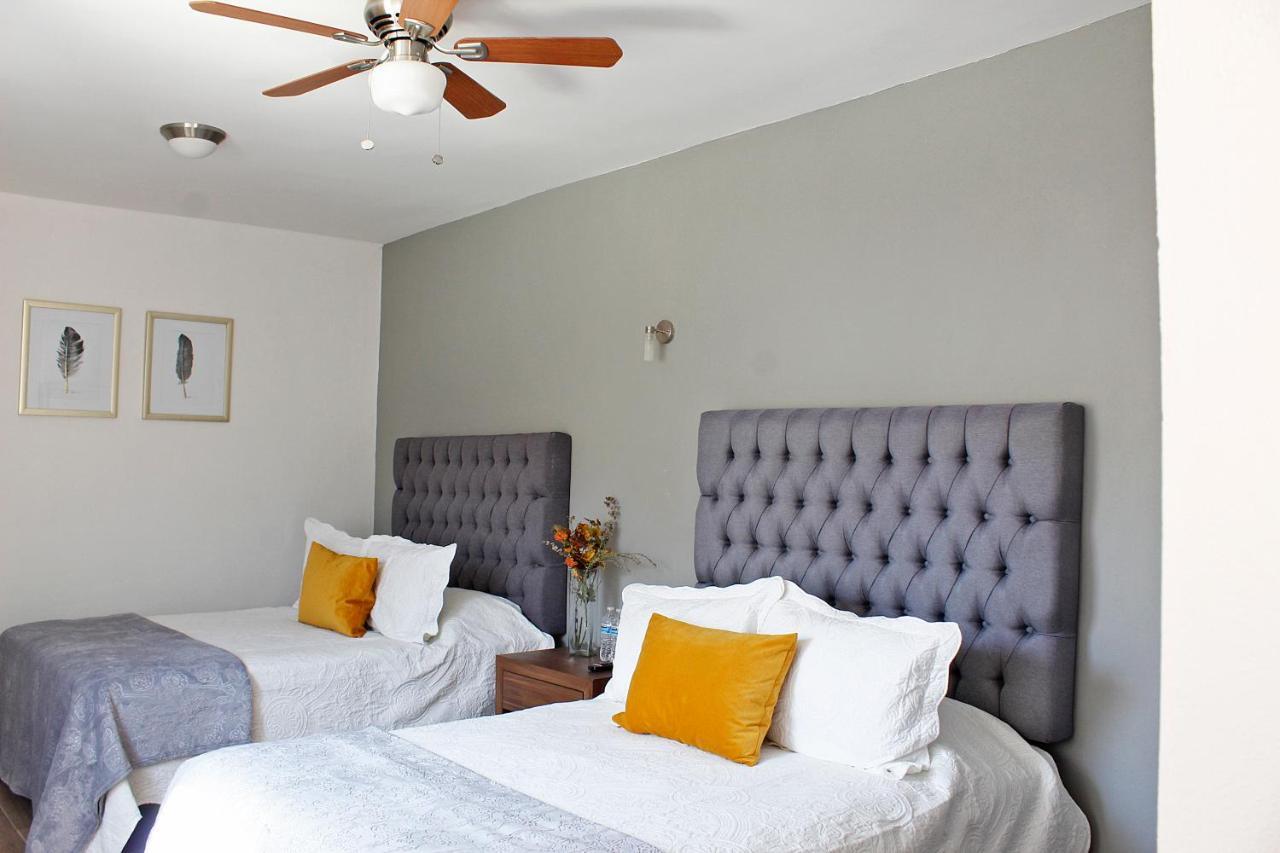 Suites Ciento 37 레온 외부 사진